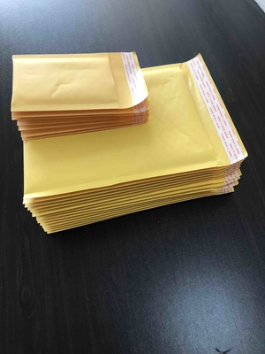 Le sac de expédition exprès d'envoi de bulle de Papier d'emballage a réutilisé biodégradable capitonné