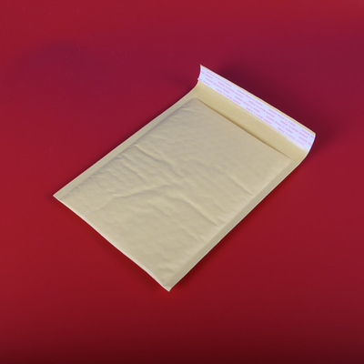 Enveloppes matelassées de papier biodégradables naturelles des annonces 100% de bulle de Papier d'emballage
